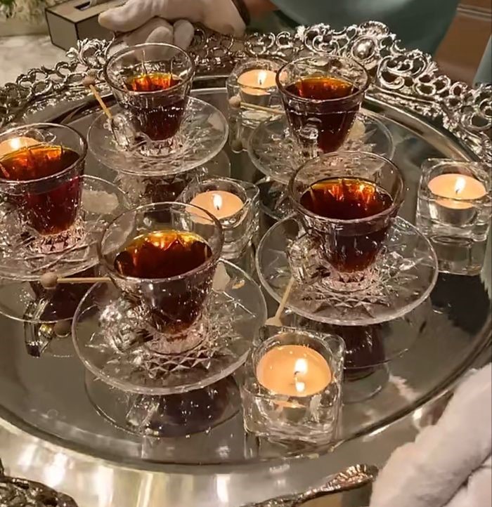 تزئین سینی چای خواستگاری با شمع