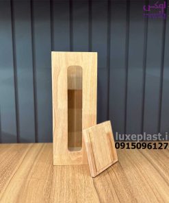 بانکه ماکارانی چوبی جلو پنجره دار