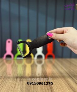 پوست کن کمانی یونیک با دسته پلاستیکی 3230