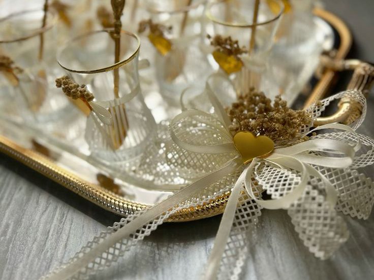 استفاده از روبان ساتن در سینی خواستگاری