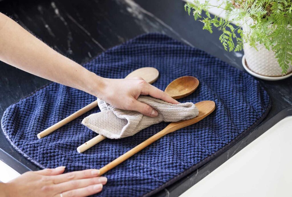 خشک کردن صحیح ظروف چوبی